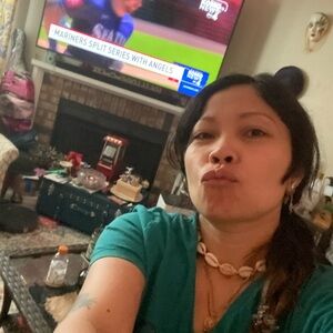 Elegant Shell Necklace